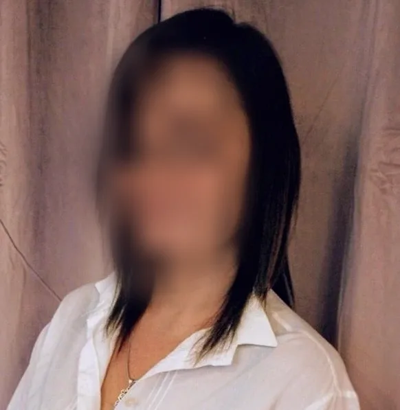 Mercedes, 32 años