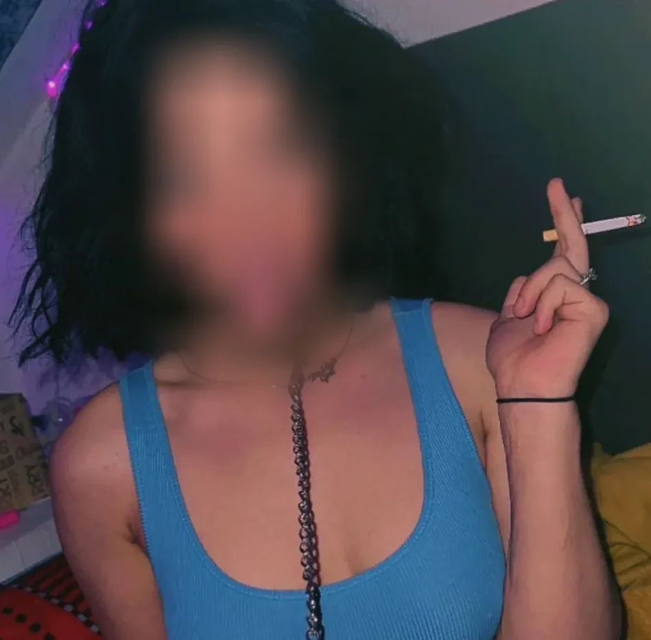 Yasmina, 23 años